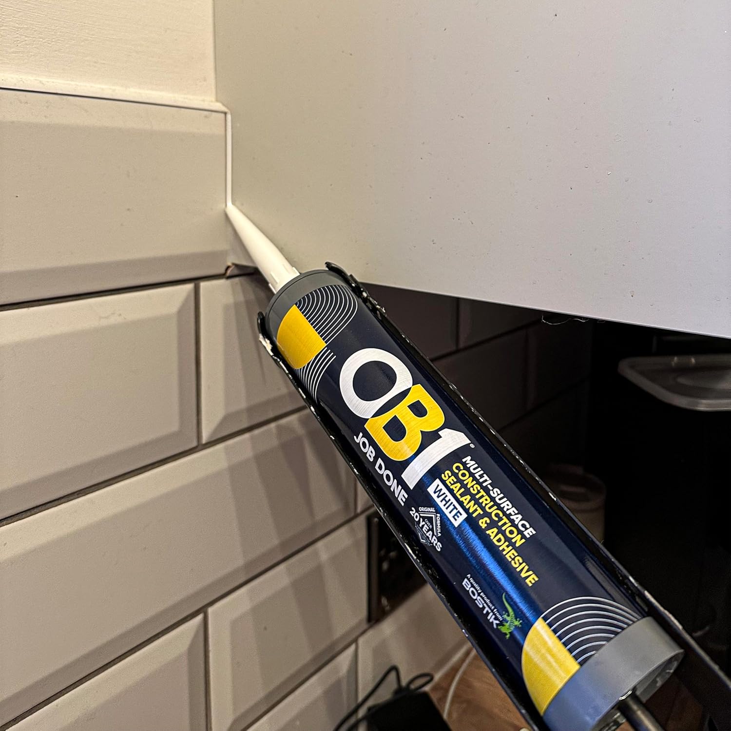 OB1 Multi-Surface Sealant & Adhesive White 290ml - Image 9