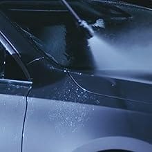 Rinsing snow foam from a car