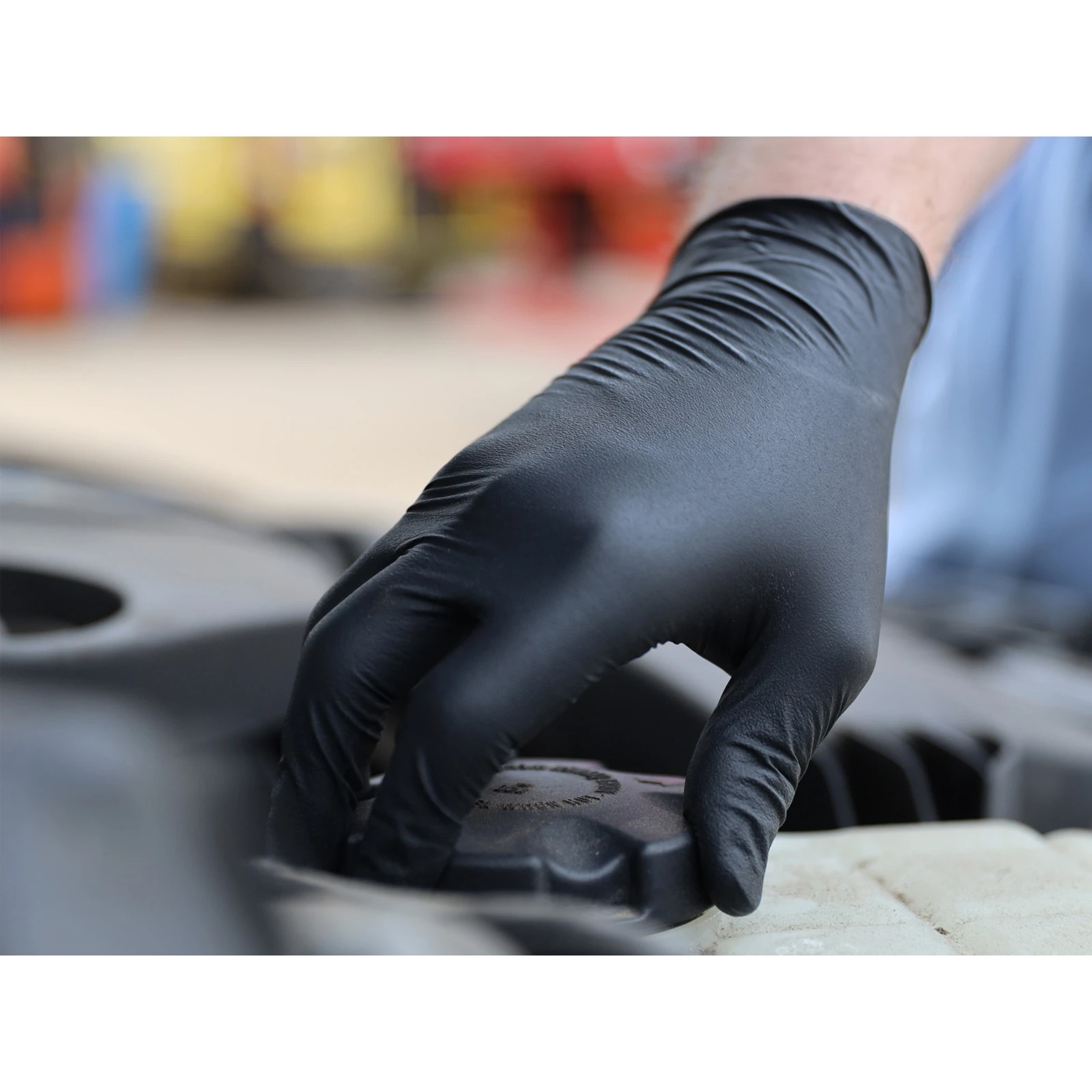 Aurelia Bold Black Nitrile Powder-Free Examination Gloves Medium Pack of 100 - 73997 - Image 4